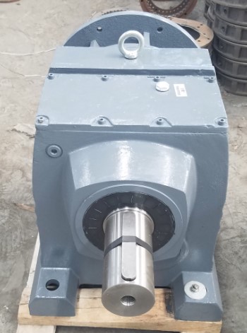 减速机.jpg 减速机.jpg